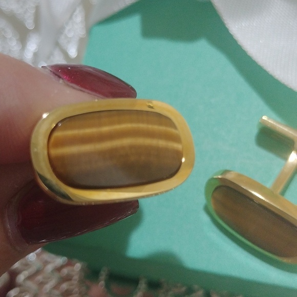 Vintage Sun Eagle Goldtone Men's Oval Cats Eye Brown Stone Cuff Links - Picture 3 of 9